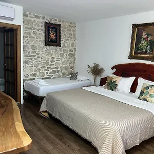 Nocleg ze śniadaniem Omer The Ottoman House Berat