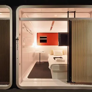 Capsule hotel First Cabin Tsukiji, Tokyo