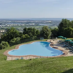 https://frantoio-di-corsanico.it-tuscanyhotel.com