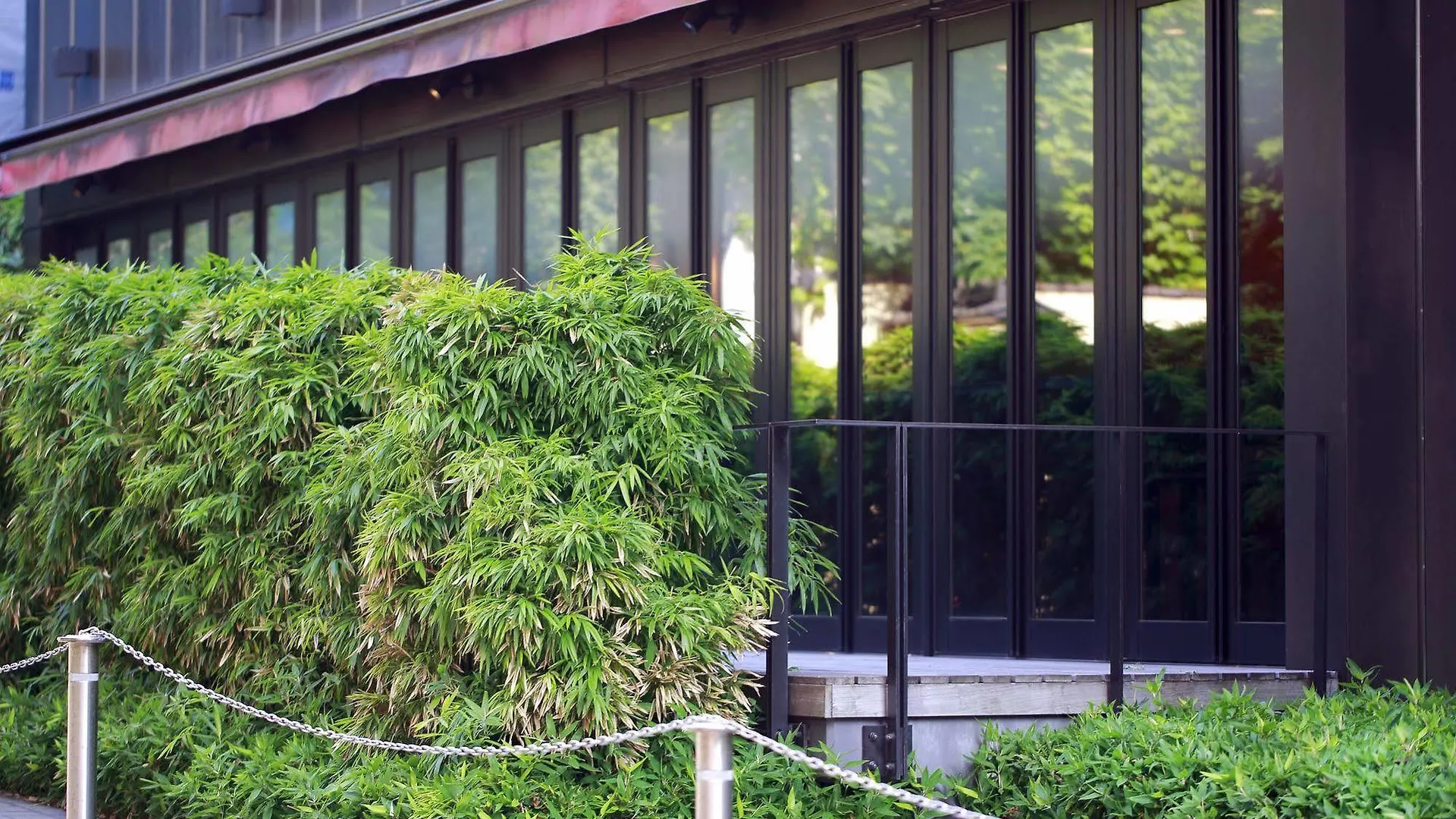 Hotel Monterey Hanzomon Токио